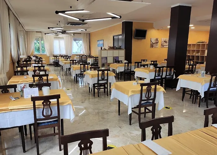 Mantovani Mariu Hotell Rimini