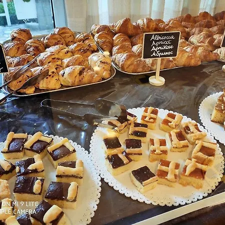 Mantovani Mariu 3* Римини