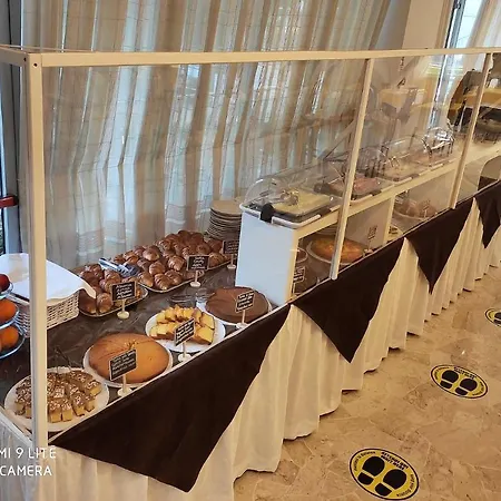 Mantovani Mariu Римини