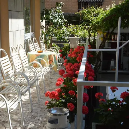 Mantovani Mariu 3* Римини